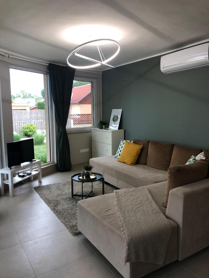 Topartihaz Balatonszarszo Exteriör bild